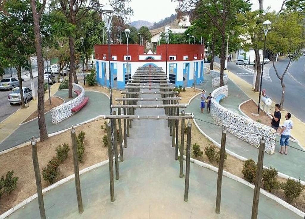Praça do Coliseu, bairro Timirim, Timóteo MG