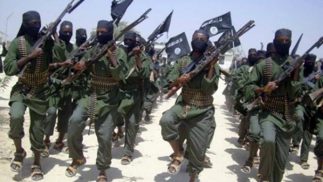 Al Shabab é um grupo terrorista radical islâmico cuja fundação ocorreu há uma década e em 2012 e manifestou sua adesão à Al Qaeda