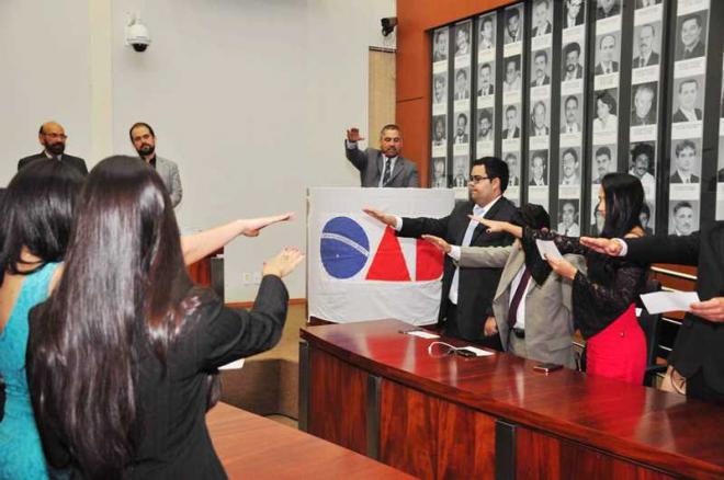 Juramento da nova turma de bacharéis em Direito da OAB Ipatinga