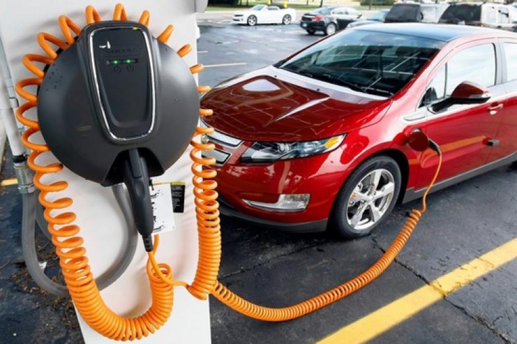 O Papel dos Veículos Elétricos na Economia Limpa - Diário do Aço