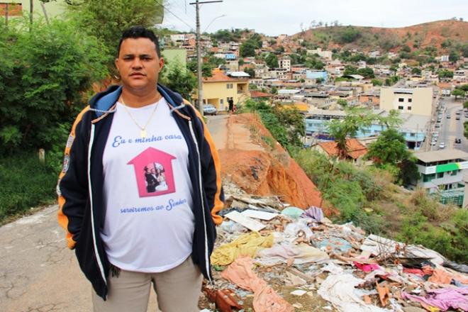 Ronan Rodrigues confessou que tem medo da sua residência se desmoronar em época de huva 