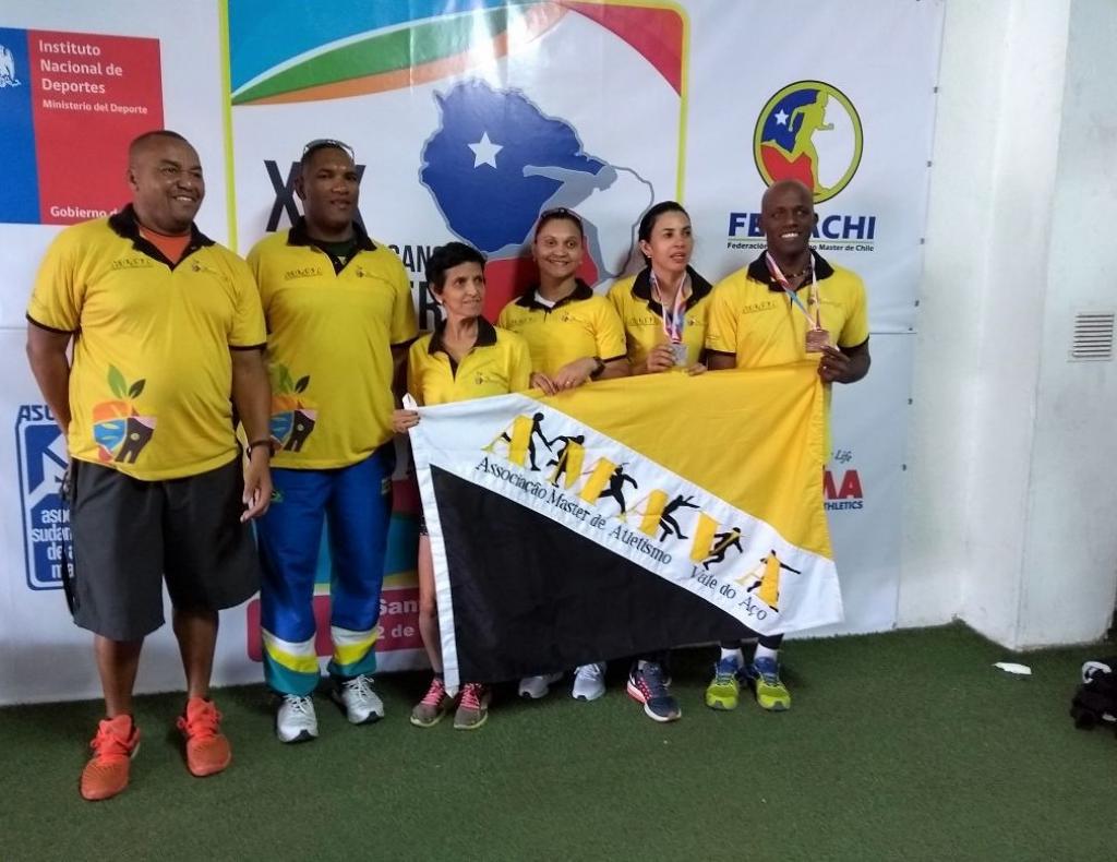 Esportistas da Associação Master de Atletismo do Vale do Aço