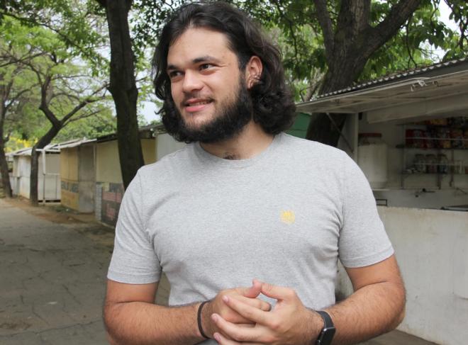 Fernando Filho trabalhou no projeto que visa à redução do espaço das barracas no Parque Ipanema e uma padronização no comércio 