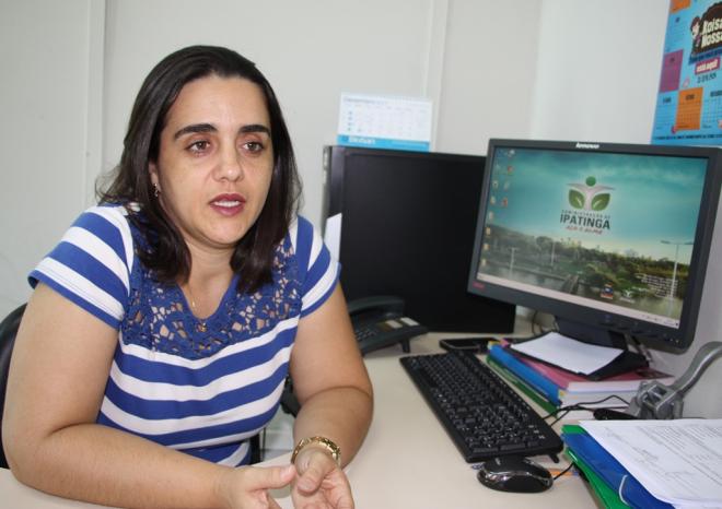 Cíntia Barbeta ressalta que o objetivo é levar as pessoas ao teste rápido