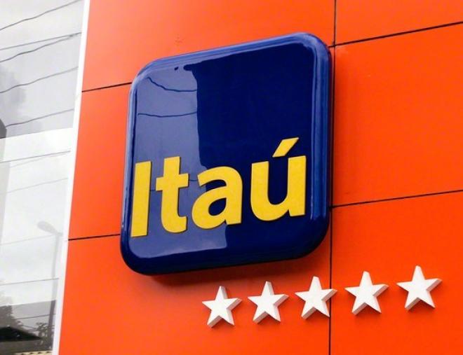 Conforme a sentença, os argumentos do banco Itaú não convenceram o relator, que Raul Francisco teria realmente assinado os contratos de empréstimos