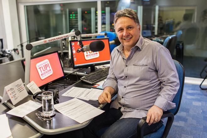 Anthony Garotinho responde por corrupção, concussão, participação em organização criminosa e falsidade na prestação de contas eleitorais