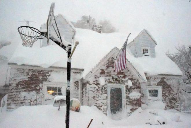 Nos Estados Unidos, o clima frio afeta todas as regiões do país, especialmente o Centro-Oeste e o Nordeste