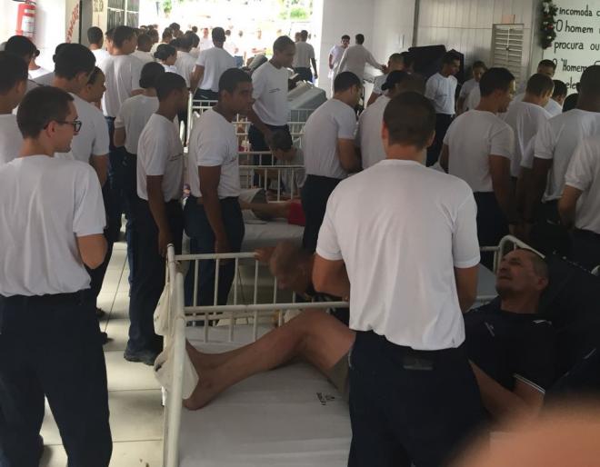 Alunos puderam conhecer a casa que abriga idosos, pessoas com necessidades especiais de variadas faixas etárias
