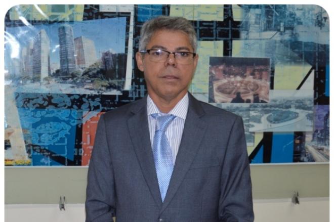O delegado César Augusto, diretor do Detran-MG, é paulista de Guaratinguetá