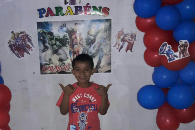Gabriel estava na sala onde o vigia colocou fogo no próprio corpo