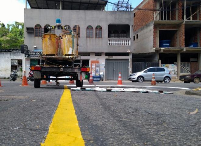 A rua tornou-se de mão única na gestão passada, mas na prática a mudança não foi aprovada pelos moradores