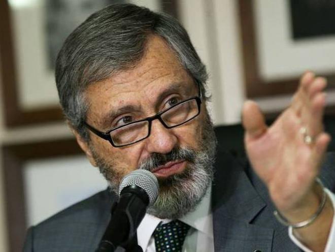 O ministro da Justiça, Torquato Jardim, informou que marcou reunião para quinta-feira com os secretários de Segurança de Minas, São Paulo e Espírito Santo