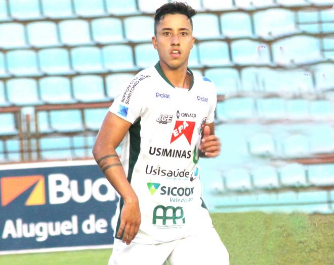 O atacante João William segue como titular no quarteto de ataque do Tigre