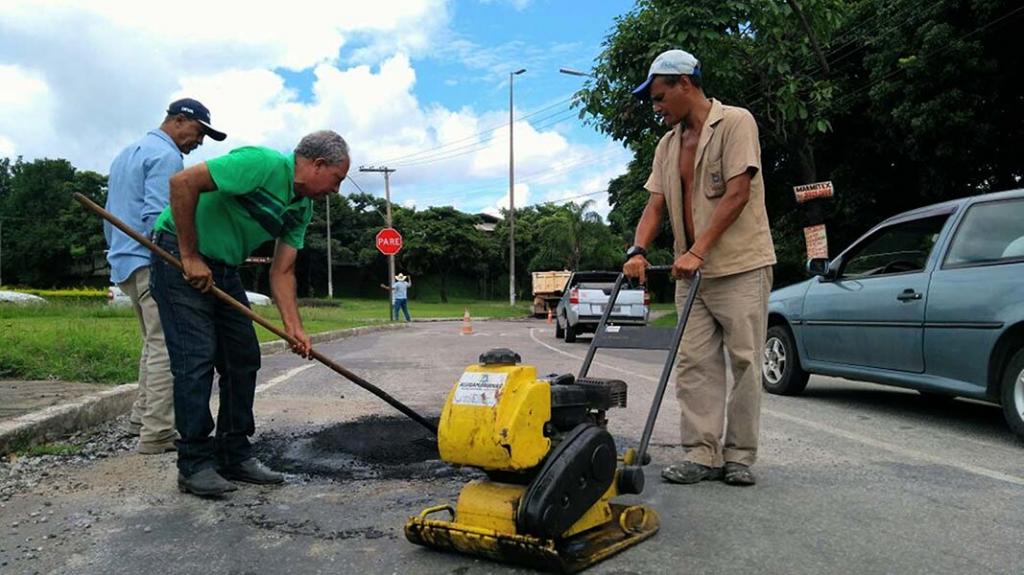 Trabalho em execução no bairro Jardim Panorama 