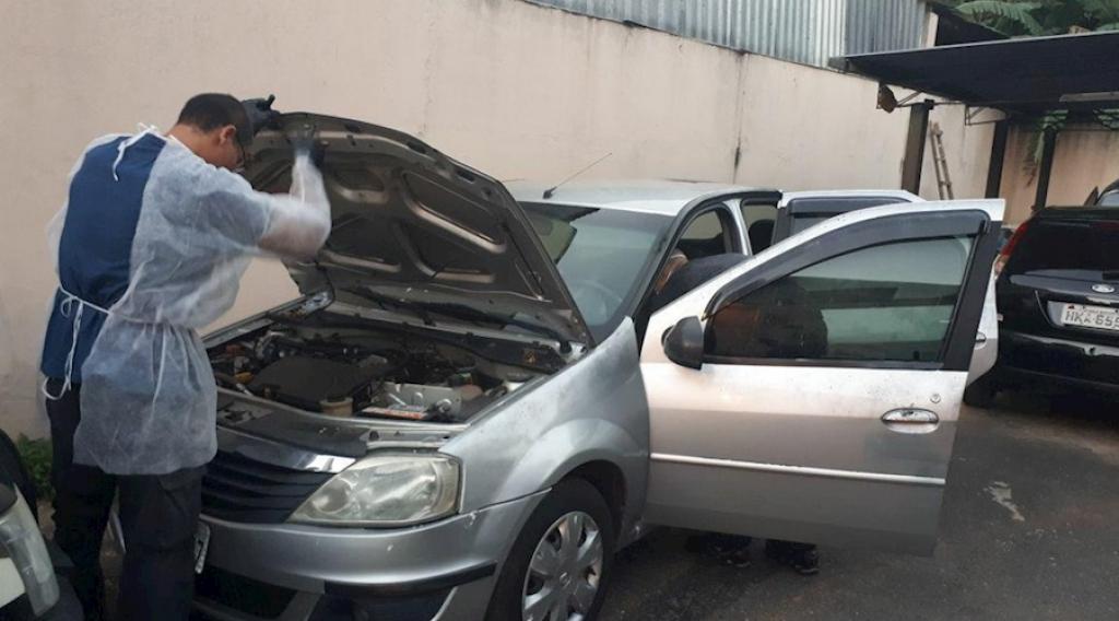 Perícia do RJ analisa em Ubá carro que pode ter sido usado no crime que matou Marielle e seu motorista