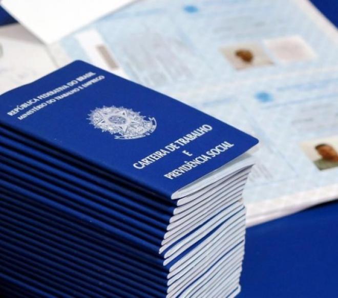 Cinco dos oito principais setores econômicos tiveram saldo positivo