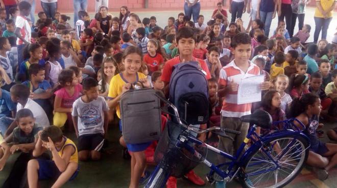 Alunos das escolas públicas participaram do concurso de redação