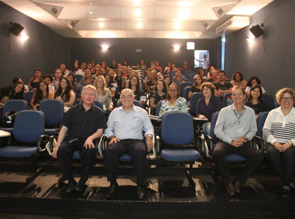 No encontro, padre Marcelo Farfán falou sobre a presença salesiana na educação superior
