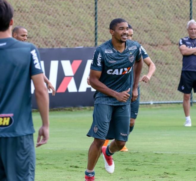 Bremer está à espera de proposta oficial da Roma