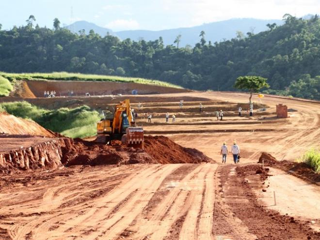 uma área de 39 metros quadrados, cada apartamento terá dois quartos, sala, cozinha e banheiro