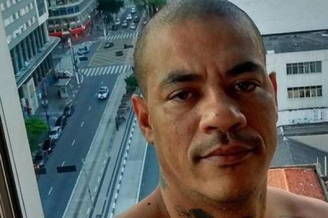 Identificado apenas como Ricardo, esse homem é, oficialmente, reconhecido como vítima do incêndio