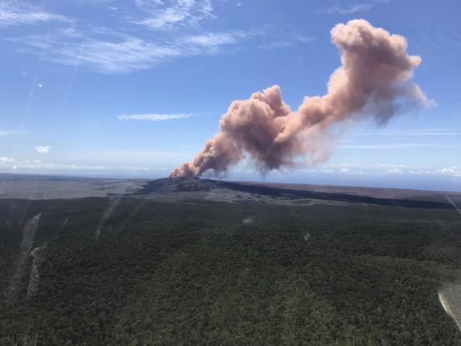 O vulcão Kilauea entrou em erupção ainda durante a tarde dessa quinta-feira, já noite no Brasil