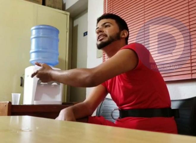 Victor Botelho confessou o crime e fez piadas sobre os laudos de necropsia de suas vítimas