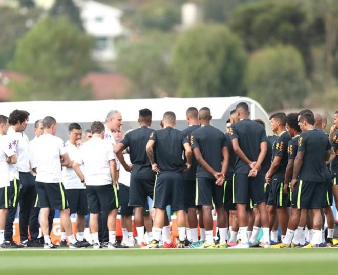 Comissão técnica planejou uma semana de intensas atividades na Granja Comary 