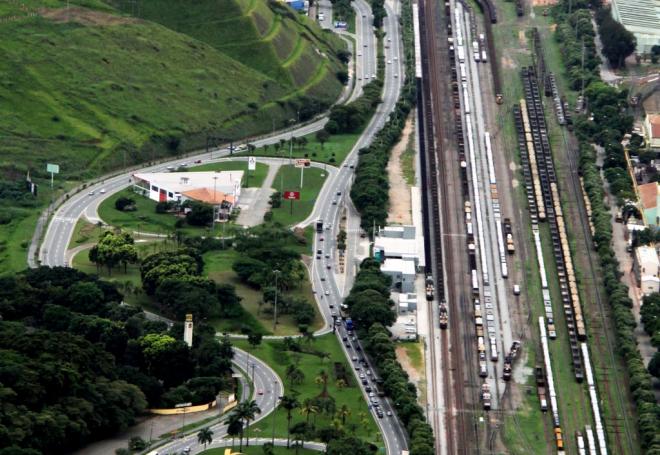 Conforme o projeto será fechado o retorno na pista Iguaçu-Horto, no sentido Centro, em frente à saída do bairro Ferroviário