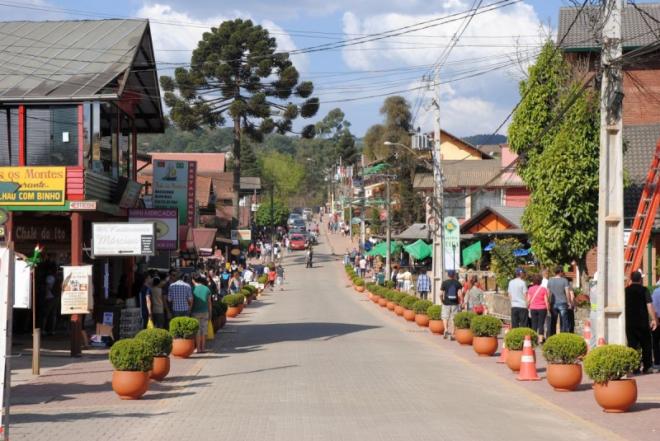 Localizado na Serra da Mantiqueira, Monte Verde é destino charmoso no inverno mineiro 