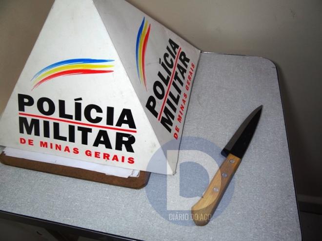 A faca usada na tentativa de homicídio foi comprada minutos antes do crime