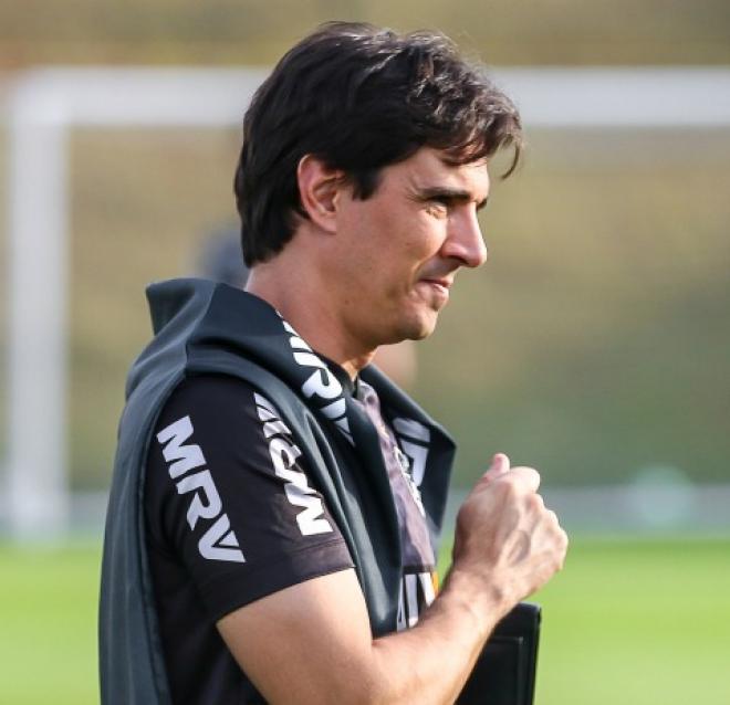 Thiago Larghi está montando uma nova base no time atleticano 