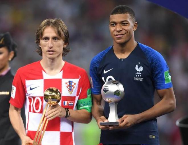 A escolha da Federação Internacional de Futebol (Fifa) premiou o atleta que durante a competição apresentou futebol consistente