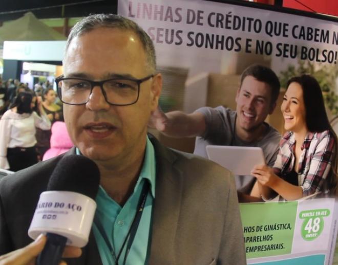 Jander explica a diferença entre financiamento e consórcio