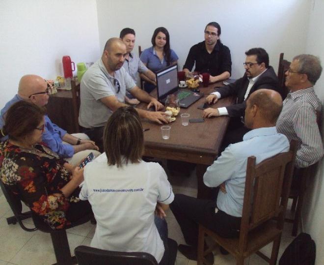 Um primeiro encontro entre representantes da prefeitura e da Mitra Diocesana detalhou o processo