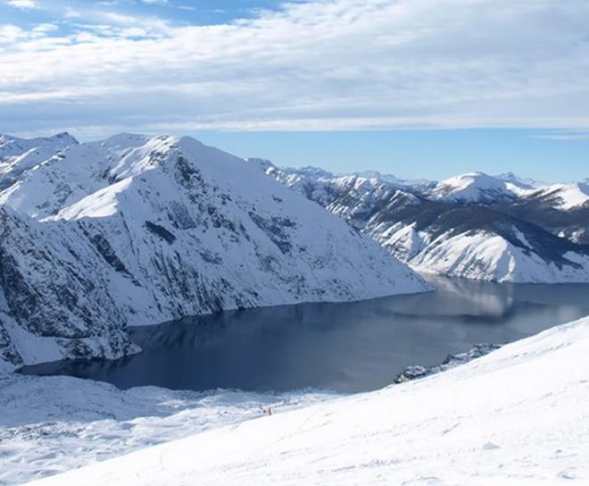 Grande parte da área Nevados de Chillán é dedicada a pistas de nível intermediário