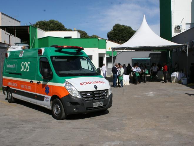 O SOS Unimed é um serviço que oferece orientação médica por telefone e atendimento pré-hospitalar nos casos de urgências e emergências domiciliares