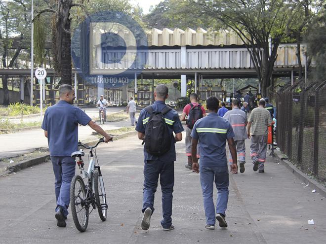Trabalhadores da usina foram liberados devido ao risco de intoxicação por gases