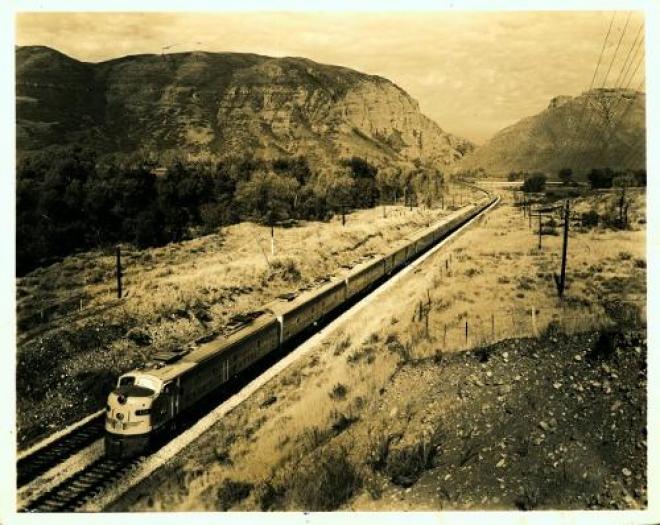 Foto da estrada de Ferro Vitória-Minas, provavelmente do ano de 1947