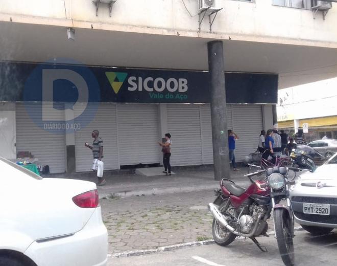 Conforme apurado pelo Diário do Aço, o ataque começou ainda na noite de quinta-feira (4)