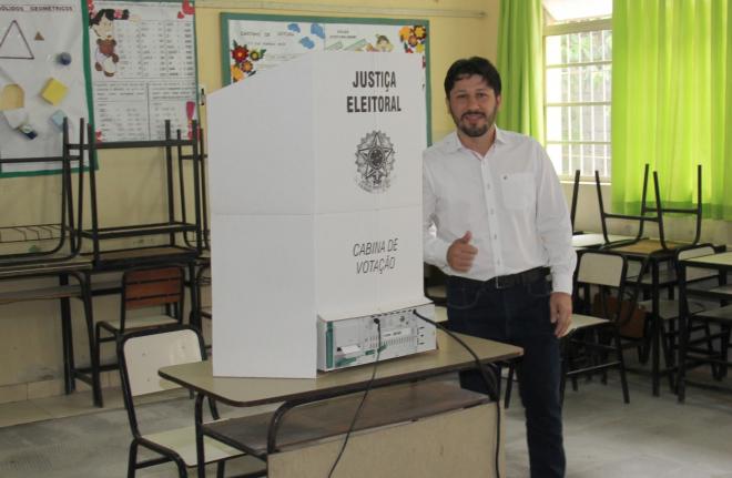 O prefeito Douglas Willkys reforçou a necessidade do voto em candidatos comprometidos com o Vale do aço e a cidade 