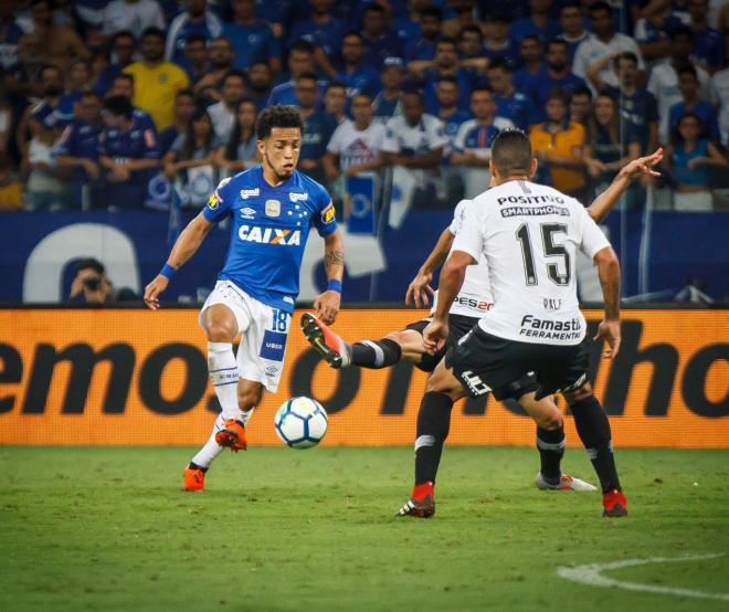 Rafinha começará o jogo decisivo na vaga de De Arrascaeta 