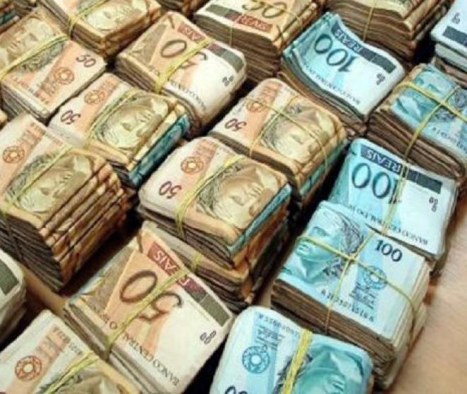 A quina teve 56 apostas ganhadoras, com prêmio de R$ R$ 24,4 mil cada
