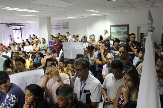 Durante a Audiência, foi esclarecido pelos secretários que o município não corre o risco de perder os recursos, como anunciado pelo prefeito Marcos Vinícius Bizarro