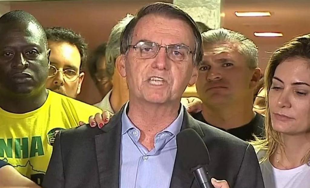 Resultado de imagem para Bolsonaro diz que cumprirÃ¡ promessas e governarÃ¡ com a ConstituiÃ§Ã£o