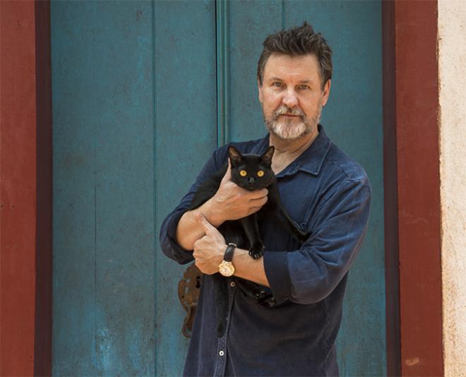 Antonio Calloni e o gato Léon detém todos os poderes na trama de O Sétimo Guardião”