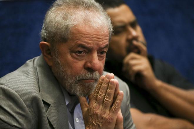 Desde 7 de abril, Lula cumpre, na capital paranaense, pena de 12 anos e um mês de prisão