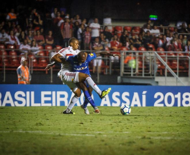 Sassá deverá reaparecer no ataque cruzeirense no jogo contra o Vitória
