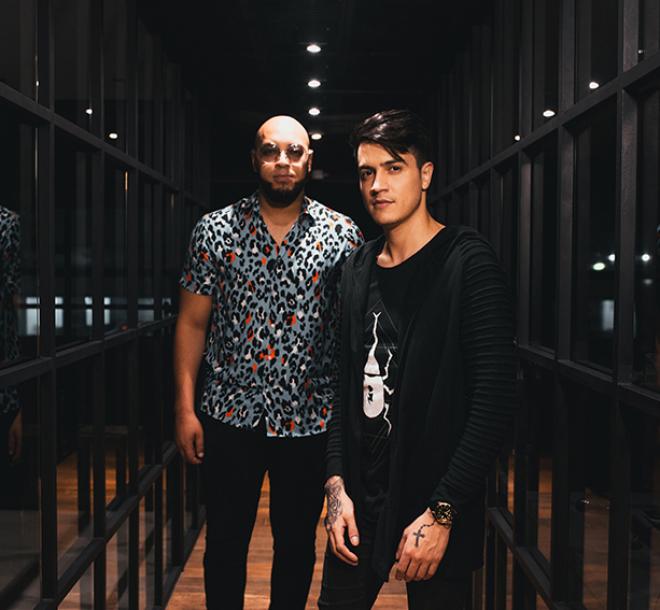 Ton Carfi e Jefferson Moraes conseguiram um belo dueto