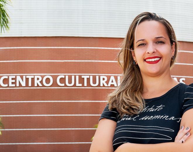 Penélope Portugal é a diretora do Instituto Cultural Usiminas